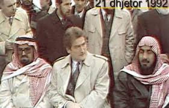 Paturpësia nuk ka të sosur: Tritani i preshit, PD e Berisha anëtarësuan Shqipërinë në Konferencën Islamike, sot kërkojnë llogari qeverisë “Rama” pse dërgon ambasadorin në mbledhje Paturpësia nuk ka të sosur: Tritani i preshit, PD e Berisha anëtarësuan Shqipërinë në Konferencën Islamike, sot kërkojnë llogari qeverisë “Rama” pse dërgon ambasadorin në mbledhje