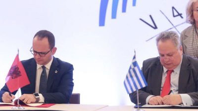 Greqia njeh zyrtarisht patentat shqiptare: Bushati dhe Kotzias nënshkruan marrëveshjen