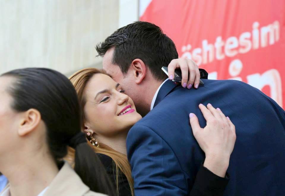 Erion Veliaj përgjigjet hapur dhe ju mbyll gojën të gjithëve: Ja kur do të bëhem baba! Erion Veliaj përgjigjet hapur dhe ju mbyll gojën të gjithëve: Ja kur do të bëhem baba!