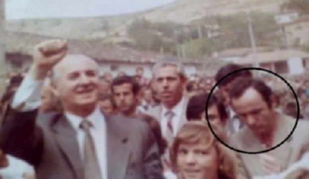 Kur Fahriu kërkonte të bëhej komunist dhe nuk e qaste Partia e Punës Kur Fahriu kërkonte të bëhej komunist dhe nuk e qaste Partia e Punës