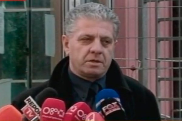 Flet avokati i Izet Haxhisë: Në kohën e duhur dhe në momentin e duhur do të mësojmë shumë gjëra Flet avokati i Izet Haxhisë: Në kohën e duhur dhe në momentin e duhur do të mësojmë shumë gjëra