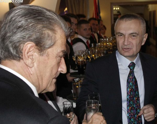 Pas Gruevskit në listë Sali Berisha dhe Ilir Meta, SHBA piketon dy ‘Gruevskat’ tanë Pas Gruevskit në listë Sali Berisha dhe Ilir Meta, SHBA piketon dy ‘Gruevskat’ tanë