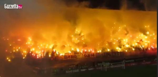 Ngjarje tragjike, 8 tifozë të vdekur dhe 45 të plagosur nga sulmi me bomba në stadium Ngjarje tragjike, 8 tifozë të vdekur dhe 45 të plagosur nga sulmi me bomba në stadium