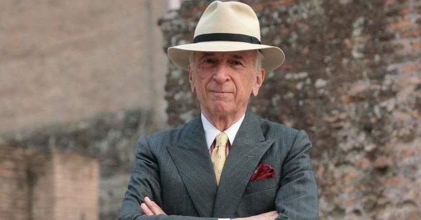 Gay Talese: “Cirk, dramë, suspansë. Amerika e sotme është si një serial televiziv” Gay Talese: “Cirk, dramë, suspansë. Amerika e sotme është si një serial televiziv”