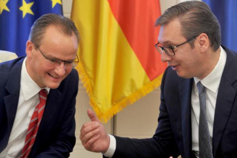 “Armiku” gjerman i Ramës tregohet më “mik për kokë” me Vuçiç “Armiku” gjerman i Ramës tregohet më “mik për kokë” me Vuçiç