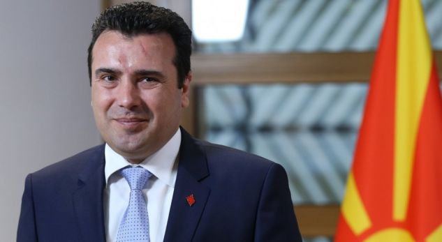 Kryeministri maqedonas Zaev: Çështja e emrit do të zgjidhet kur sovranitetin e Maqedonisë do ta ketë BE Kryeministri maqedonas Zaev: Çështja e emrit do të zgjidhet kur sovranitetin e Maqedonisë do ta ketë BE