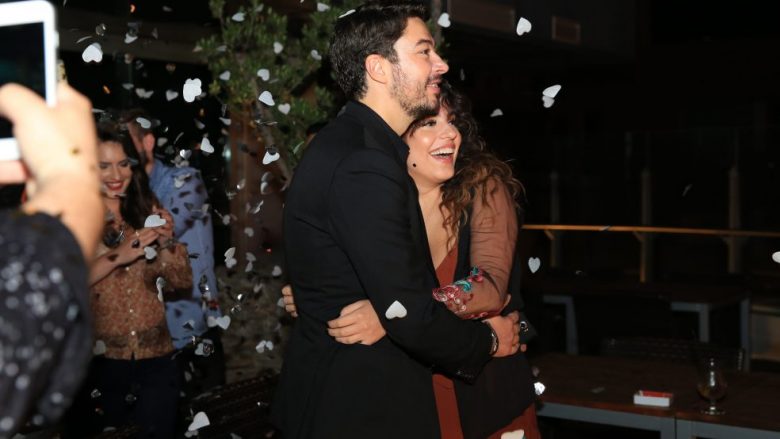 Shkelzen Berisha fitime përrallore nga studio ligjore, 360 ditë nëpër botë me Arminën. Edhe Marksi do binte “përmbys” me 8 mijë euro në ditë shpenzime Shkelzen Berisha fitime përrallore nga studio ligjore, 360 ditë nëpër botë me Arminën. Edhe Marksi do binte “përmbys” me 8 mijë euro në ditë shpenzime