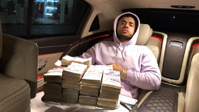 FOTO/ Noizy qëllon në shenjë, ja shuma e madhe që fiton në baste me sfidën Poloni-Kolumbi FOTO/ Noizy qëllon në shenjë, ja shuma e madhe që fiton në baste me sfidën Poloni-Kolumbi