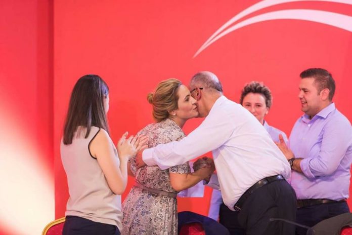 Meta-Kryemadhi, gati draftin për amnistinë e pasurisë së politikanëve. Kërkojnë të mbrojnë paratë, vilat, kompanitë e floririn nga sekuestro Meta-Kryemadhi, gati draftin për amnistinë e pasurisë së politikanëve. Kërkojnë të mbrojnë paratë, vilat, kompanitë e floririn nga sekuestro