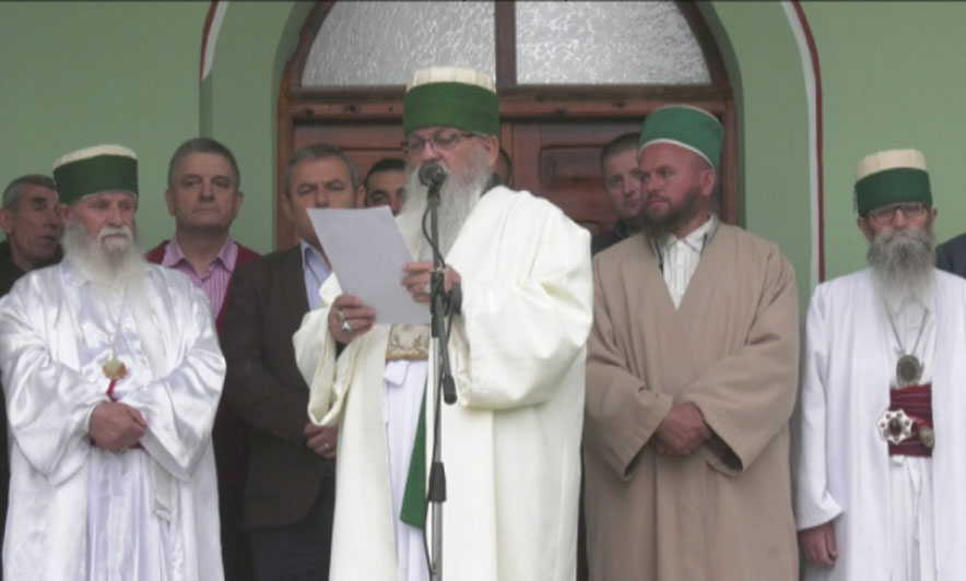 Bektashinjtë festojnë Ballëm Sulltanin në Martanesh (Video) Bektashinjtë festojnë Ballëm Sulltanin në Martanesh (Video)