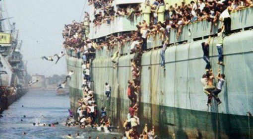 Mbylle gojën, hape mendjen, hape edhe derën o shqiptarë! Mbylle gojën, hape mendjen, hape edhe derën o shqiptarë!