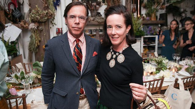 Foto/ Po luftonte me djajtë, flet për herë të parë burri i stilistes që u vetëvra Foto/ Po luftonte me djajtë, flet për herë të parë burri i stilistes që u vetëvra