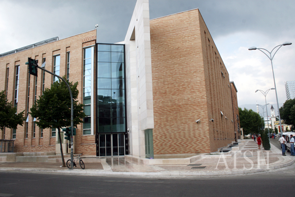 Rama: BSH, institucioni i vetëm që nuk është anatemuar