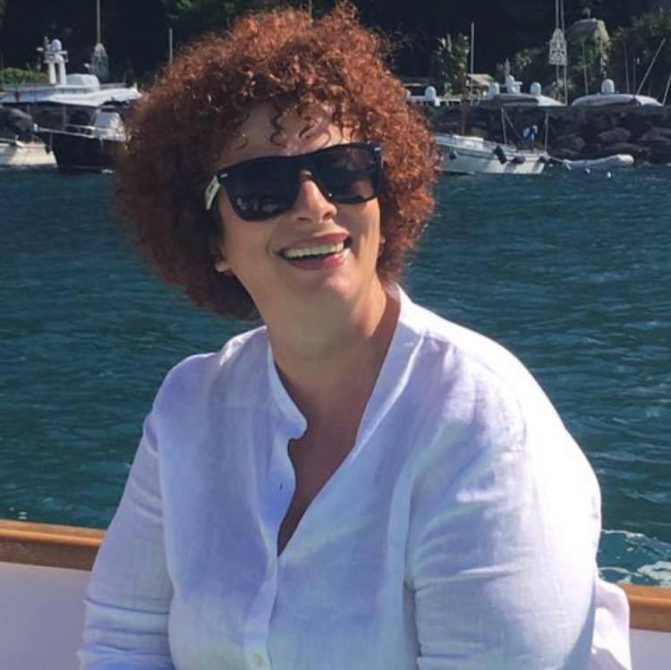 Rama i lë hapur “rubinetin” e lekëve Metës, zyrtarja e LSI Mirela Meko vijon zv.Drejtore e Përgjithshme e Doganave. U shkarkua dhe u rikthye për 24 orë Rama i lë hapur “rubinetin” e lekëve Metës, zyrtarja e LSI Mirela Meko vijon zv.Drejtore e Përgjithshme e Doganave. U shkarkua dhe u rikthye për 24 orë