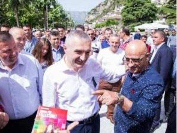 Letra e Cekës për Metën: Mos i përlani eurot e Durrësit Letra e Cekës për Metën: Mos i përlani eurot e Durrësit