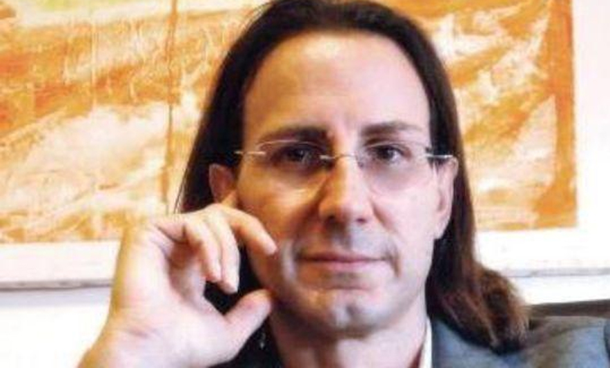 Ai krijon dietën për të jetuar 120 vjet, por denoncohet Ai krijon dietën për të jetuar 120 vjet, por denoncohet