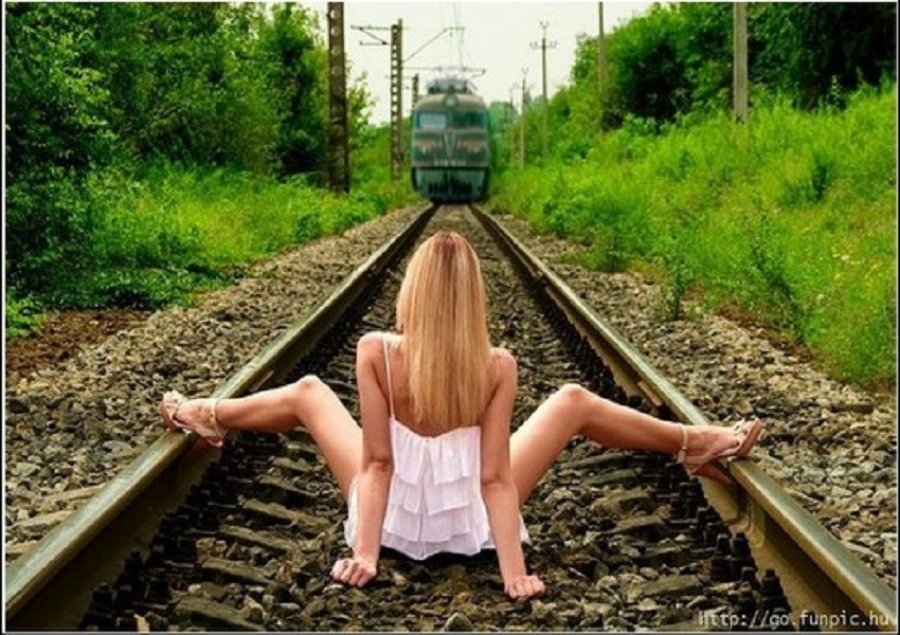 Femrat vdesin ta bëjnë këtë gjë gjatë marrëdhënjeve intime, por kanë frikë ta thonë Femrat vdesin ta bëjnë këtë gjë gjatë marrëdhënjeve intime, por kanë frikë ta thonë