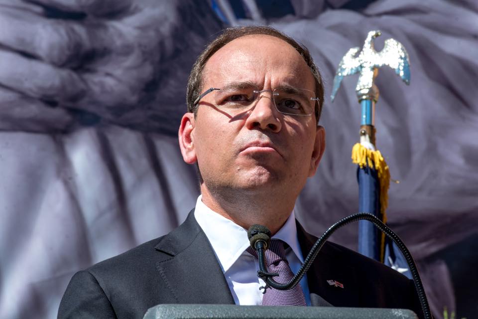 Bledi Mane: Ku është fshehur Bujar Nishani, Bujari i Odetës? Bledi Mane: Ku është fshehur Bujar Nishani, Bujari i Odetës?