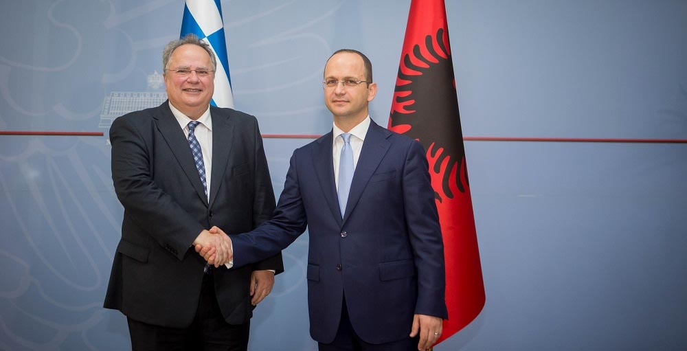 Kotzias:“Ne nuk duhet t’i frikësohemi asgjëje”! “Po” negociatave, drejt Europës bashkë! Kotzias:“Ne nuk duhet t’i frikësohemi asgjëje”! “Po” negociatave, drejt Europës bashkë!