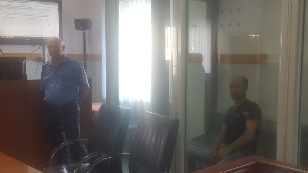 “Ke dashnor pronarin”, burri rrëfen ngjarjen, si ia përplasi kokën në dysheme nënës së 6 fëmijëve “Ke dashnor pronarin”, burri rrëfen ngjarjen, si ia përplasi kokën në dysheme nënës së 6 fëmijëve