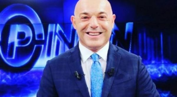 Publikohet fotografia e familjes së Blendi Fevziu, ja kush është motra dhe babai i gazetarit