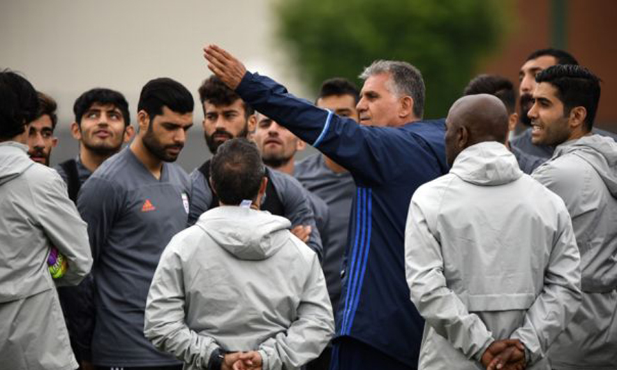 “Nike” lë zbathurIrani pa atlete në Botëror Iranin, reagon trianeri portugezi Queiroz “Nike” lë zbathurIrani pa atlete në Botëror Iranin, reagon trianeri portugezi Queiroz