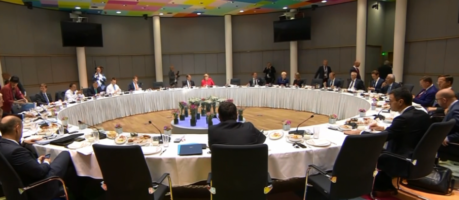 Këshilli aprovon shtyrjen e negociatave, nis puna përgatitore për Shqipërinë