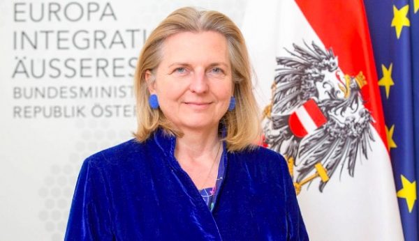 “Ballkani Perëndimor është një term teknik i çuditshëm” “Ballkani Perëndimor është një term teknik i çuditshëm”