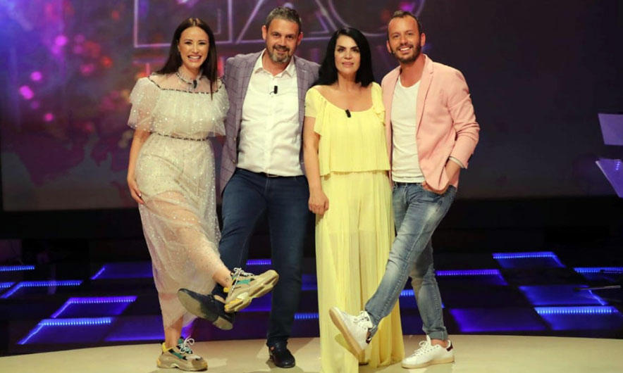 Lindita Theodhori: Të rejat të jenë këngëtare të mira, pastaj të bukura Lindita Theodhori: Të rejat të jenë këngëtare të mira, pastaj të bukura