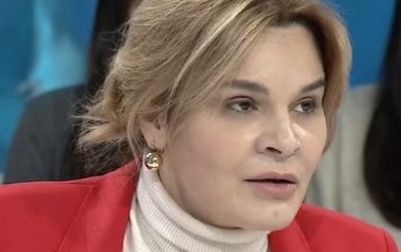 Monika Kryemadhi e ka frikë Fatmir Xhafajn, i ka dosjen e kokainës. Ishte ministër Drejtësie kur u arrestua në Morinë dhe bëri burg shoferi kryetares së LSI Monika Kryemadhi e ka frikë Fatmir Xhafajn, i ka dosjen e kokainës. Ishte ministër Drejtësie kur u arrestua në Morinë dhe bëri burg shoferi kryetares së LSI