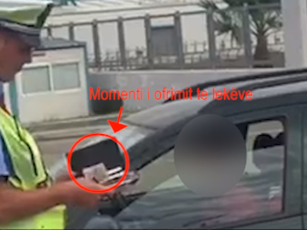 Ja si u arrestua 23 vjeçari që tentoi të korruptonte policinë! Ja si u arrestua 23 vjeçari që tentoi të korruptonte policinë!