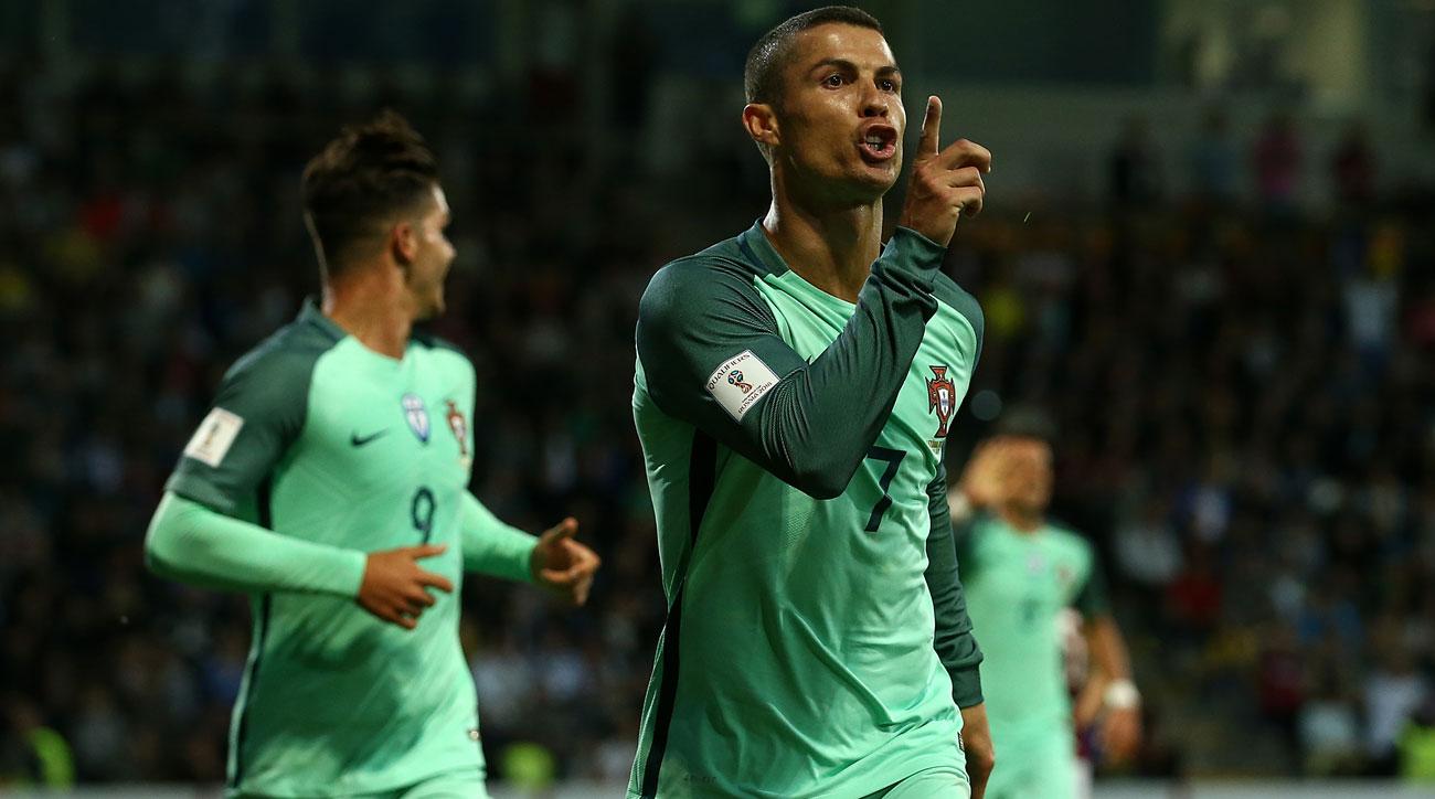 Video: Ronaldo, Ronaldo, Ronaldo, çmenduri në Rusi. Portugalia në avantazh… Video: Ronaldo, Ronaldo, Ronaldo, çmenduri në Rusi. Portugalia në avantazh…