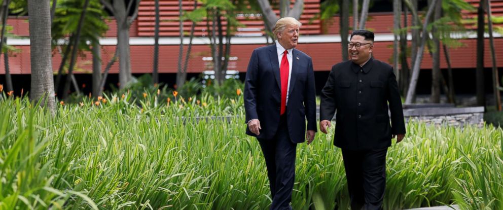 Ironi nga CNN: Kim Jong dhe Trump, 15 milionë dollarë vetëm për fjetje dhe ushqimi Ironi nga CNN: Kim Jong dhe Trump, 15 milionë dollarë vetëm për fjetje dhe ushqimi