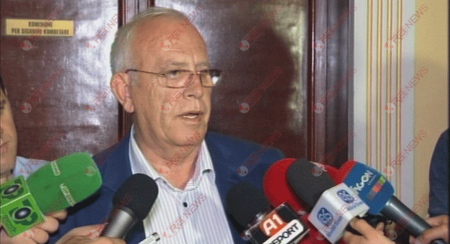 Tregoi autorin e vërtetë që dekonspiroi dhe “dogji” operacionin “Toyota Yaris”: Spartak Braho thirrje prokurorisë Tregoi autorin e vërtetë që dekonspiroi dhe “dogji” operacionin “Toyota Yaris”: Spartak Braho thirrje prokurorisë