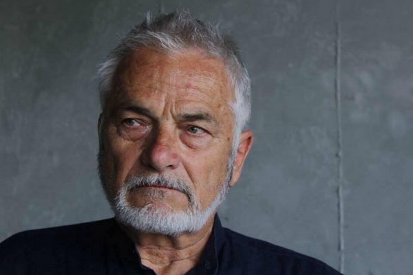 Viktor Zhusti: Dikush më pret “atje lart”, më në fund do çlirohem nga ankthi, dhimbjet, acarimet, meskinitetet dhe e keqja në këtë botë Viktor Zhusti: Dikush më pret “atje lart”, më në fund do çlirohem nga ankthi, dhimbjet, acarimet, meskinitetet dhe e keqja në këtë botë