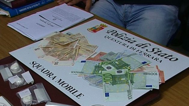 Transportonte kokainë, prangoset ‘korieri’ shqiptar Transportonte kokainë, prangoset ‘korieri’ shqiptar