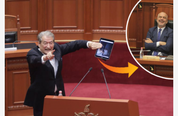 Çfarë kishte fotoja e Berishës që shpertheu ne te qeshura gjithë Parlamentin? Çfarë kishte fotoja e Berishës që shpertheu ne te qeshura gjithë Parlamentin?