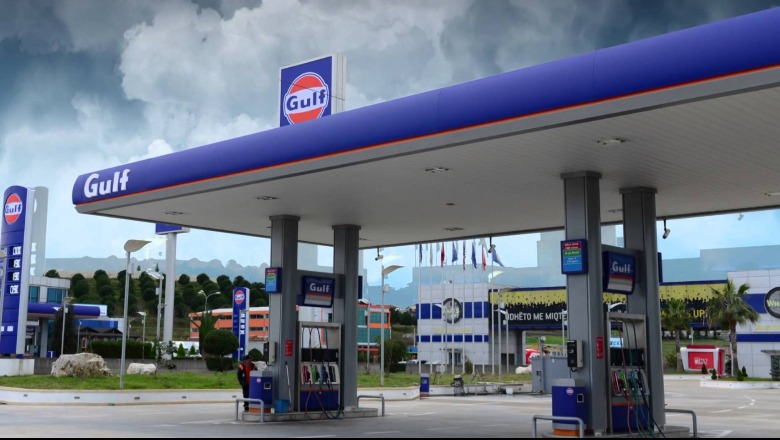 Mijëra qytetarëve u mbetën tollonat e karburantit në dorë, lirohet mashtruesi i “Gulf” Mijëra qytetarëve u mbetën tollonat e karburantit në dorë, lirohet mashtruesi i “Gulf”