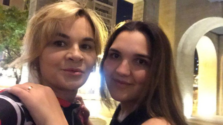 Monika dedikim vajzës në ditëlindje: Jam me fat që jam nëna jote! Qytetarët e “kryqëzojnë”: Është ajo fatkeqe që të ka nënë ty! Monika dedikim vajzës në ditëlindje: Jam me fat që jam nëna jote! Qytetarët e “kryqëzojnë”: Është ajo fatkeqe që të ka nënë ty!