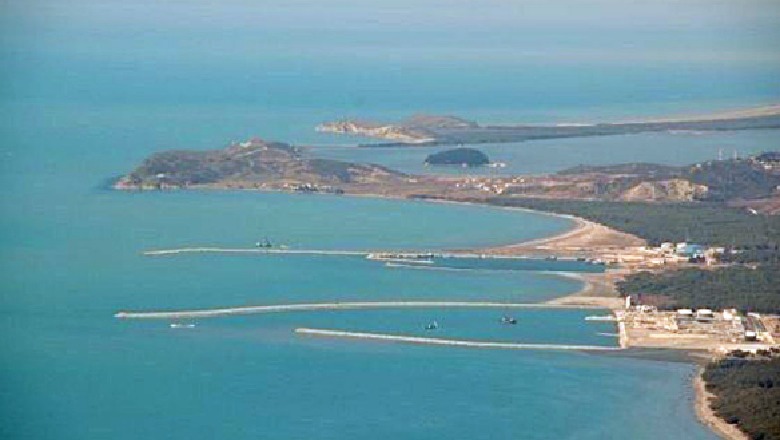 FOTO/ Gjiri i Hënës në Zvërnec, njihuni me ‘Karaibet shqiptare’ FOTO/ Gjiri i Hënës në Zvërnec, njihuni me ‘Karaibet shqiptare’