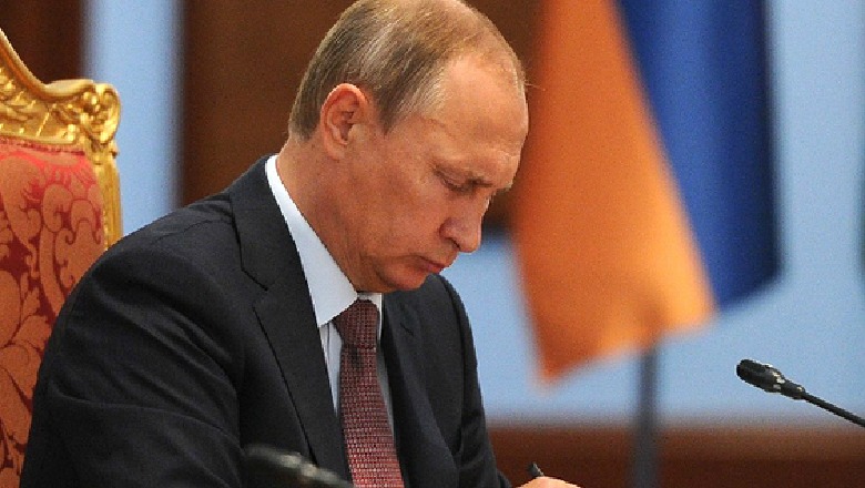 Rusia zgjat sanksionet ndaj Shqipërisë, ndalon importin e ushqimeve Rusia zgjat sanksionet ndaj Shqipërisë, ndalon importin e ushqimeve