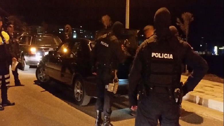 Atentat me armë zjarri në Laç, Gjovalin Zyma i shpëton breshërisë së plumbave Atentat me armë zjarri në Laç, Gjovalin Zyma i shpëton breshërisë së plumbave