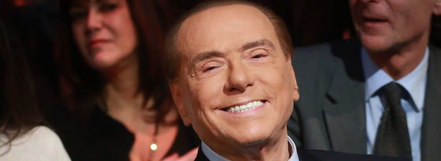 “Vesi del me shpirtin! ” Berluskoni: Në kopshtin e shtëpisë time rriten trëndafile dhe viagra! “Vesi del me shpirtin! ” Berluskoni: Në kopshtin e shtëpisë time rriten trëndafile dhe viagra!