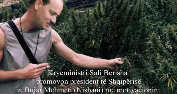 Jari përgënjeshtron zërat për tokën tek Teatri: Nusen nuk e mora për pajë, por u njohëm në teatër Jari përgënjeshtron zërat për tokën tek Teatri: Nusen nuk e mora për pajë, por u njohëm në teatër