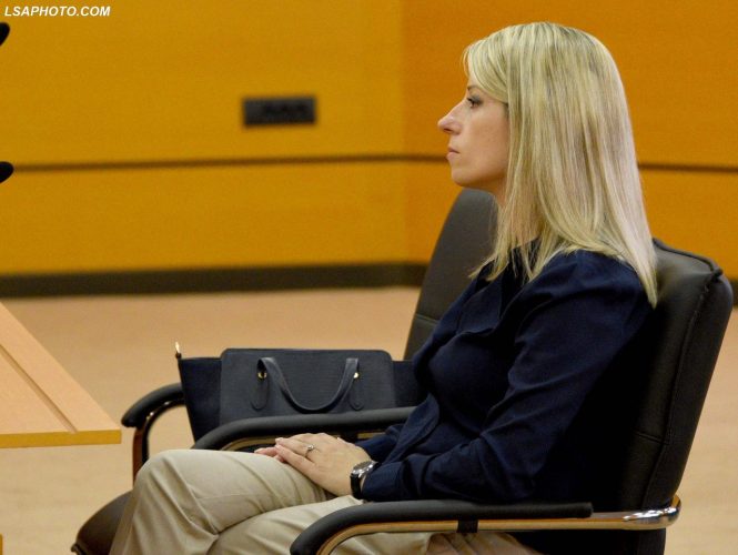 Fatura të harruara, puna në televizion: Foto arkive për të provuar pasurinë përpara vetingut nga gjykatësja e Kurbinit Fatura të harruara, puna në televizion: Foto arkive për të provuar pasurinë përpara vetingut nga gjykatësja e Kurbinit