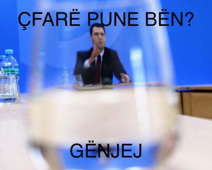 Urdhëri i “udhëheqësit” Lulzim Basha(r) për SHBA-BE: Mos e gënjeni më veten! Unë do e çliroj Partinë Socialiste! Urdhëri i “udhëheqësit” Lulzim Basha(r) për SHBA-BE: Mos e gënjeni më veten! Unë do e çliroj Partinë Socialiste!