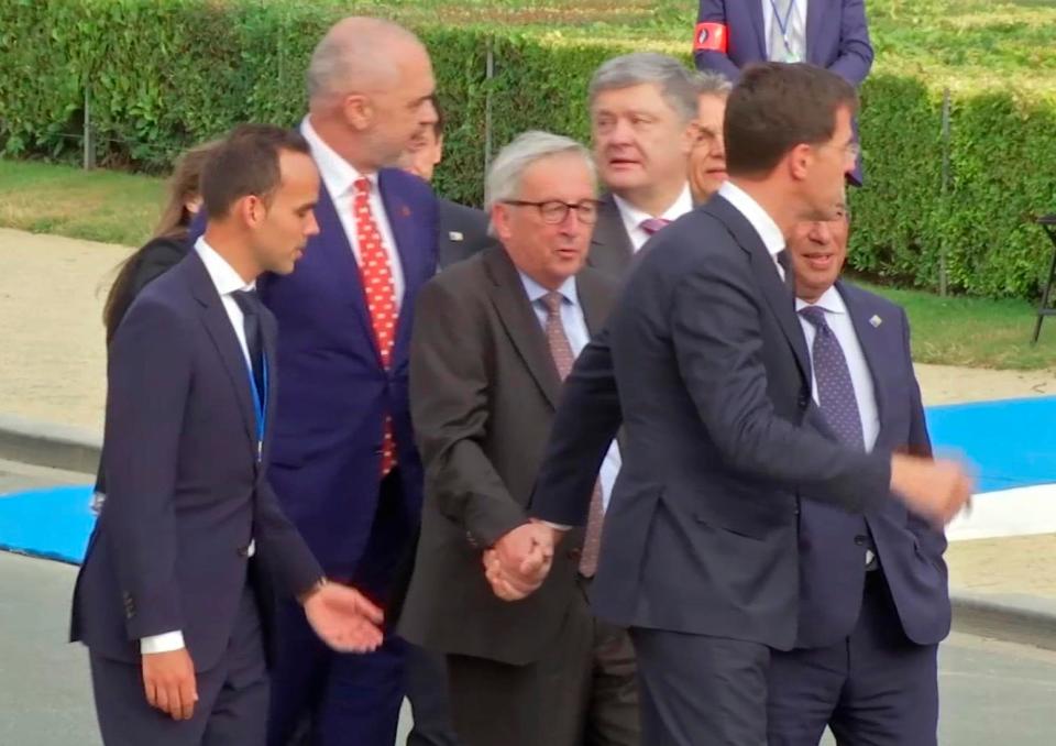 VIDEO/ Junker në gjendje të dehur para Ramës: Ja si reagon kryeministri!