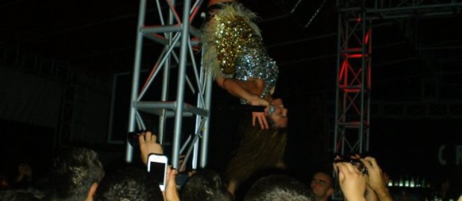 Çfarë mendon për Shqipërinë (dhe burrat korçarë) një turist zelandez Çfarë mendon për Shqipërinë (dhe burrat korçarë) një turist zelandez