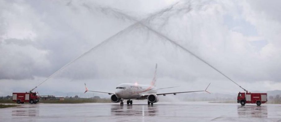 Doni të bëni plazh në Detin e Vdekur?! Filloi linja ajrore Izrael-Tiranë, zbresin në Rinas 184 pasagjerët e parë Doni të bëni plazh në Detin e Vdekur?! Filloi linja ajrore Izrael-Tiranë, zbresin në Rinas 184 pasagjerët e parë