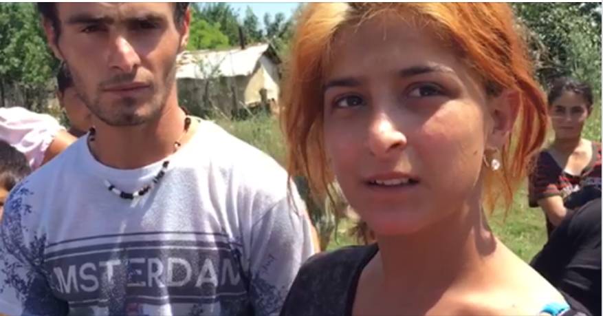 Deklaratë shokuese e 17-vjeçares rome që u denoncua si e rëmbyer: “Doja burrë, ja pse ika me Edin”! (Video) Deklaratë shokuese e 17-vjeçares rome që u denoncua si e rëmbyer: “Doja burrë, ja pse ika me Edin”! (Video)